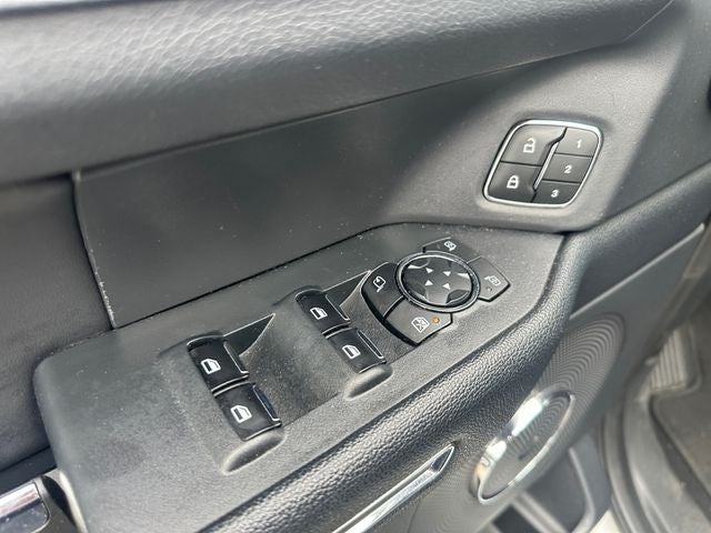 Used 2024 Oxford White Ford XLT image 17