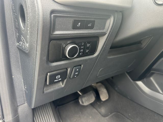 Used 2024 Oxford White Ford XLT image 20