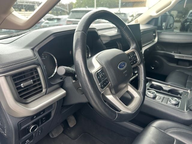Used 2024 Oxford White Ford XLT image 21