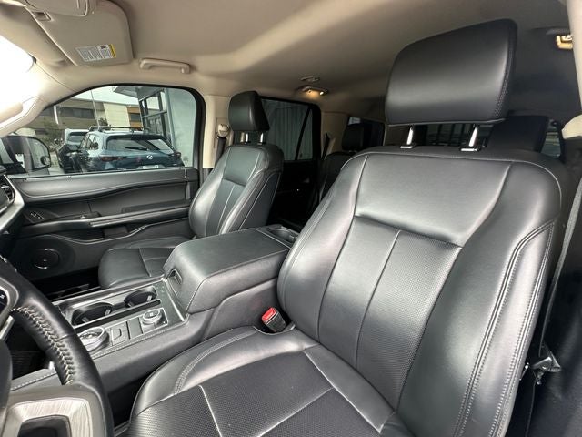 Used 2024 Oxford White Ford XLT image 28