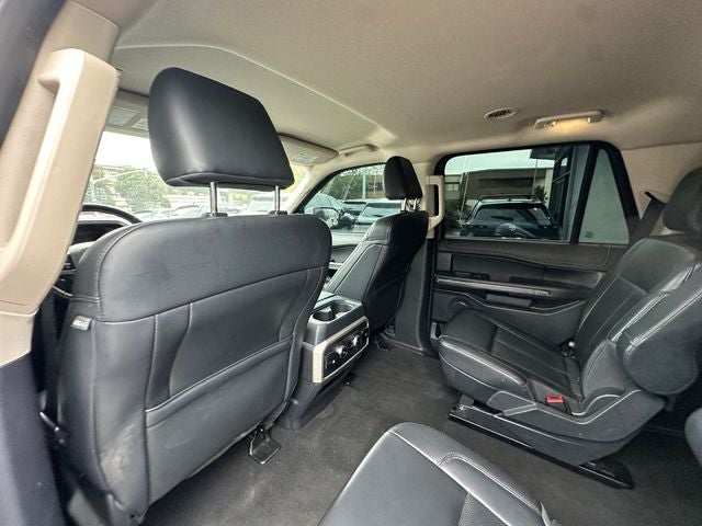 Used 2024 Oxford White Ford XLT image 29