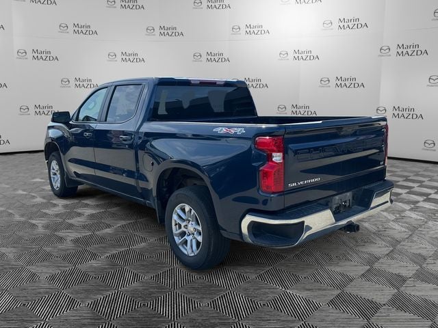 Used 2023 Northsky Blue Metallic Chevrolet LT image 3