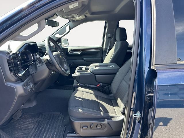Used 2023 Northsky Blue Metallic Chevrolet LT image 9