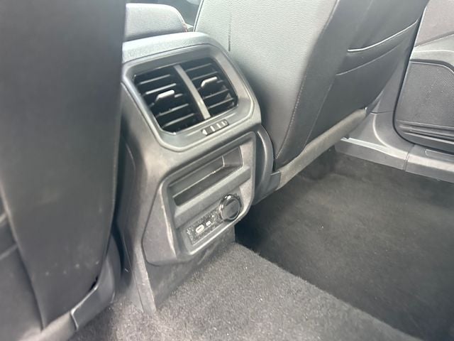 Used 2024 Platinum Gray Metallic Volkswagen 2.0T Wolfsburg Edition image 31