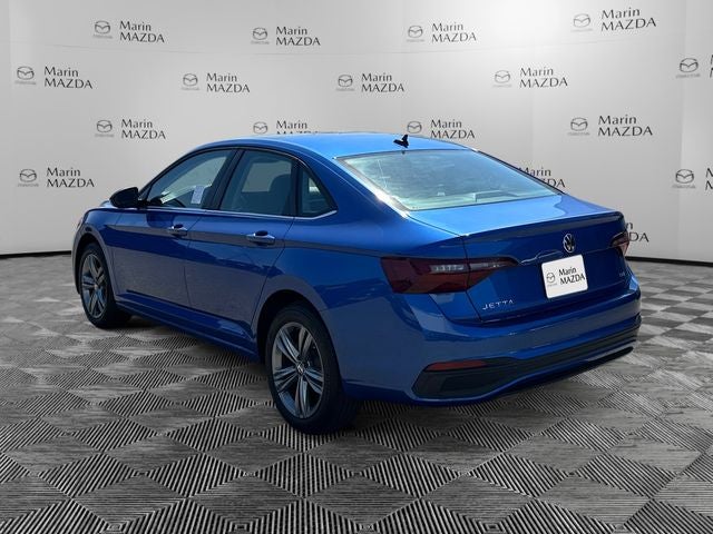 Used 2024 Rising Blue Metallic Volkswagen 1.5T SE image 3