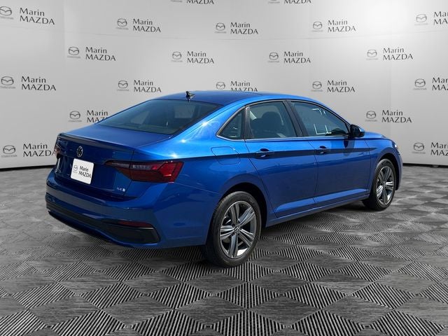 Used 2024 Rising Blue Metallic Volkswagen 1.5T SE image 5