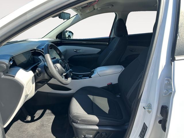 Used 2024 White Pearl Hyundai SEL image 9