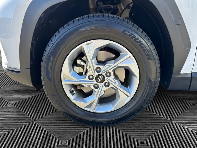 Used 2024 White Pearl Hyundai SEL image 14