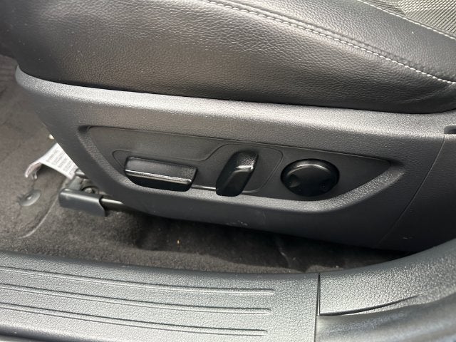 Used 2025 Ingot Blue Metallic Mazda 2.5 S Preferred Package image 19