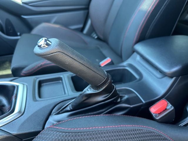 Used 2022 Ice Silver Metallic Subaru Premium image 23