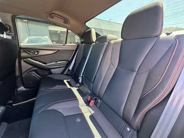 Used 2022 Ice Silver Metallic Subaru Premium image 31