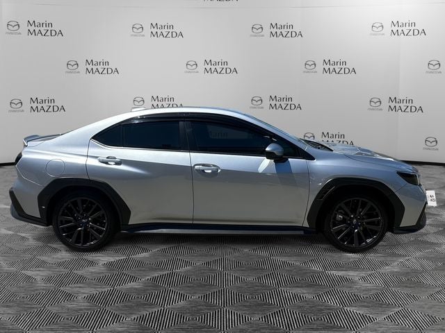 Used 2022 Ice Silver Metallic Subaru Premium image 6