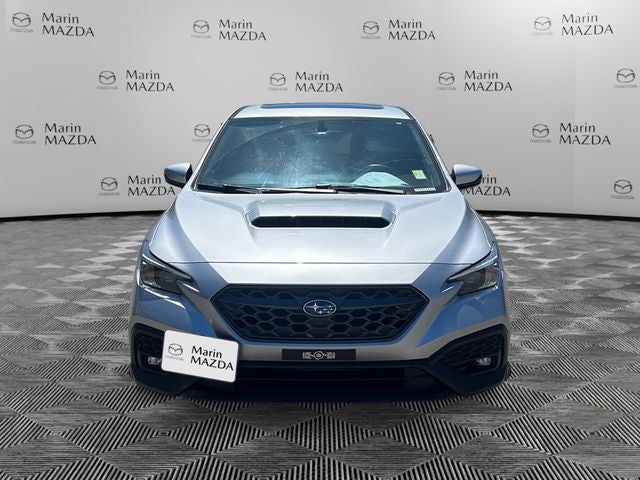 Used 2022 Ice Silver Metallic Subaru Premium image 8
