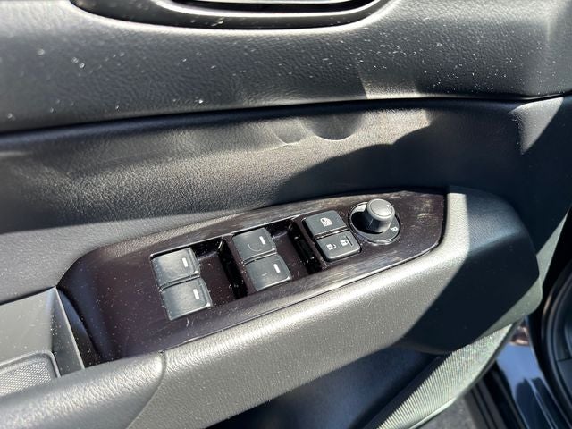 Used 2025 Jet Black Mica Mazda 2.5 S Select Package image 17