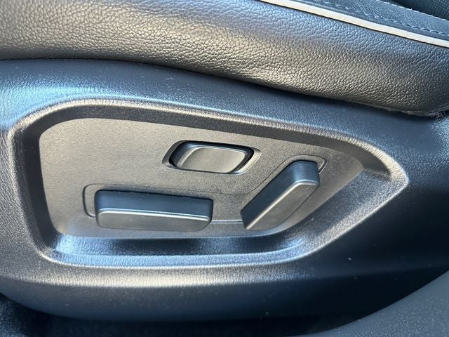 Used 2025 Jet Black Mica Mazda 2.5 S Preferred Package image 19