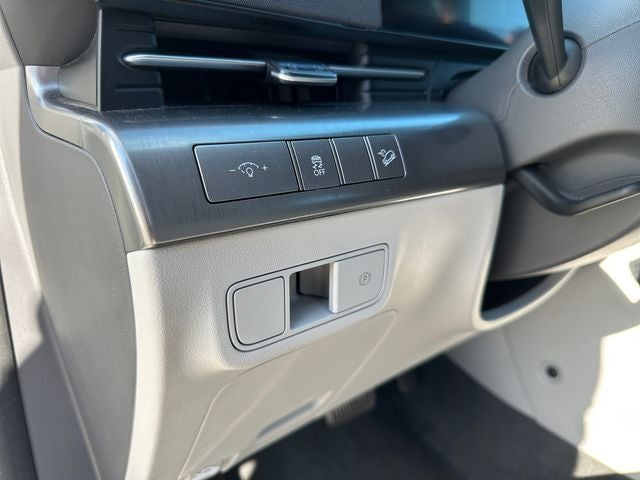 Used 2024 Atlas White Hyundai SEL image 20