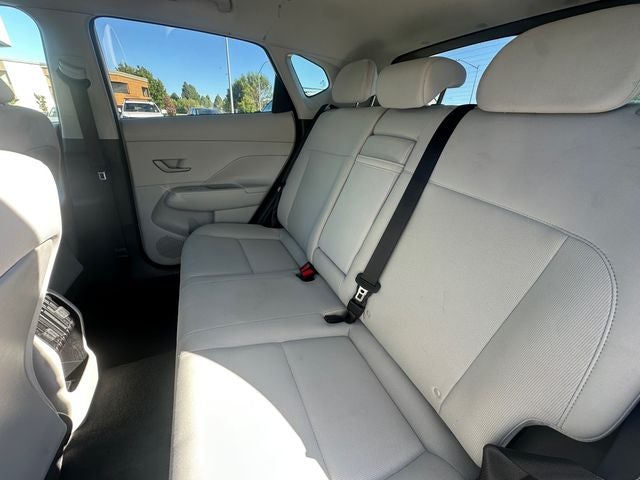 Used 2024 Atlas White Hyundai SEL image 30