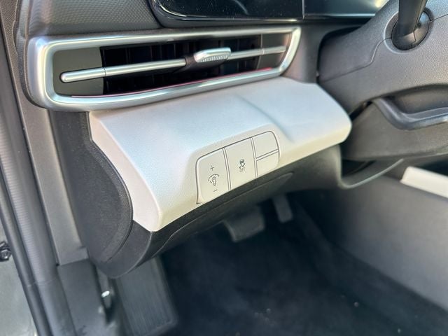 Used 2024 Amazon Gray Hyundai Limited image 28