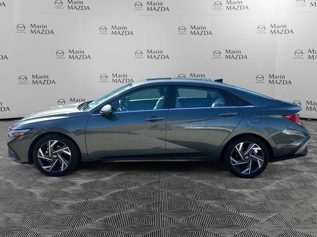 Used 2024 Amazon Gray Hyundai Limited image 2