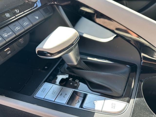 Used 2024 Amazon Gray Hyundai Limited image 31