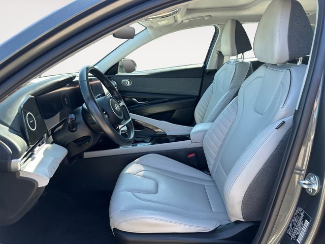 Used 2024 Amazon Gray Hyundai Limited image 9