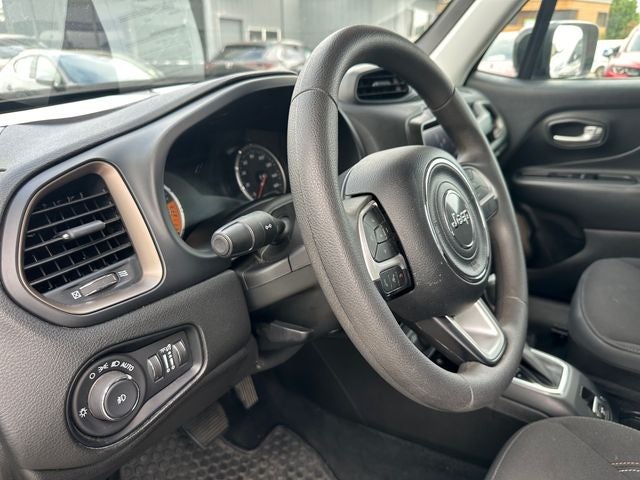 Used 2023 Slate Blue Pearlcoat Jeep Latitude image 21