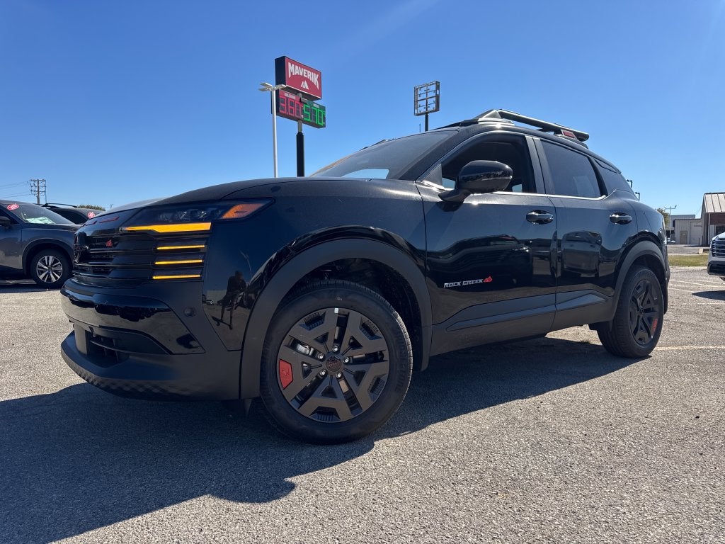 Super Black 2027 Nissan Kicks SUV / Crossover All-Wheel Drive Continuously Variable Transmission