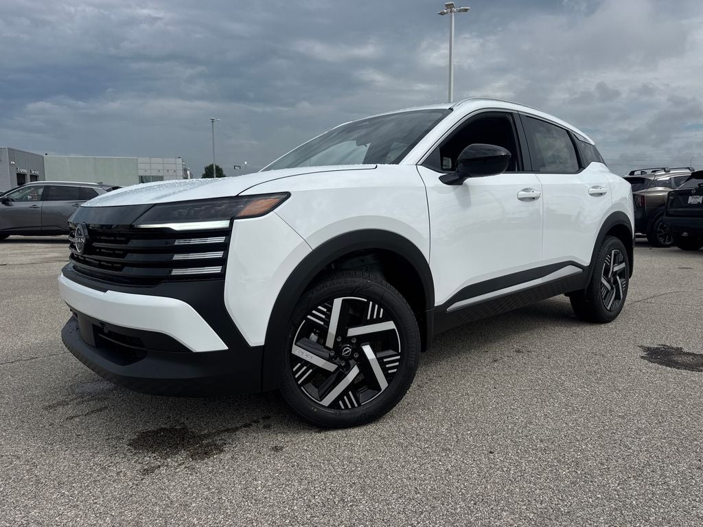 White (Fresh Powder) 2026 Nissan Kicks SUV / Crossover Front-Wheel Drive Continuously Variable Transmission