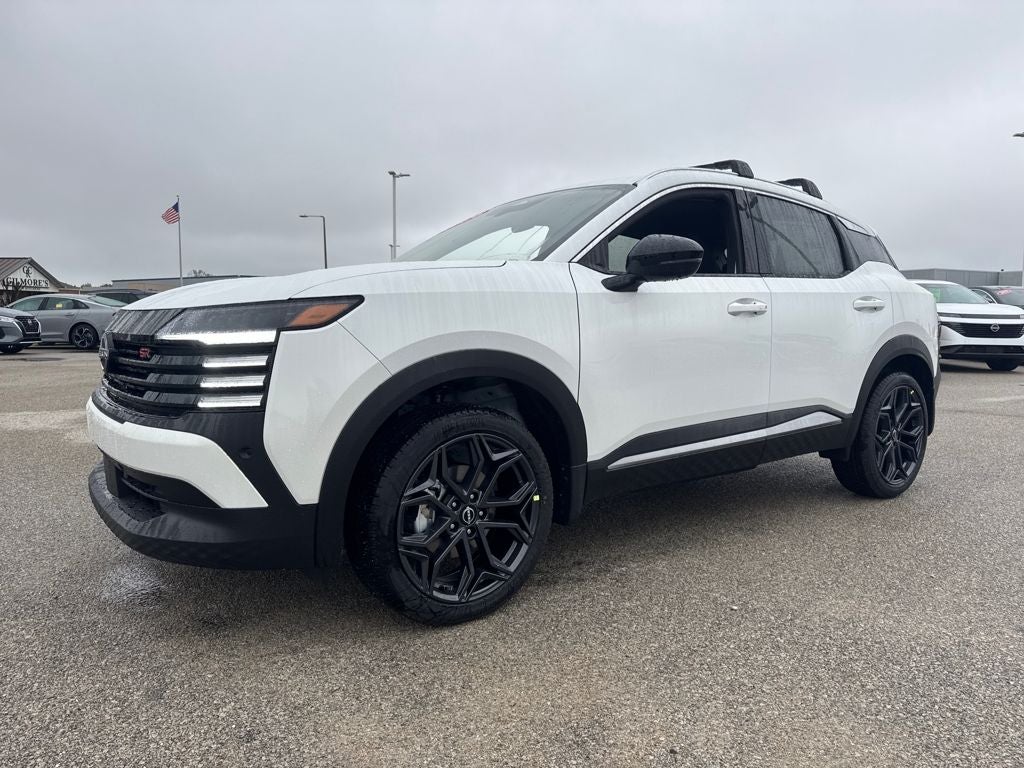 Aspen White Tricoat 2026 Nissan Kicks SUV / Crossover All-Wheel Drive Continuously Variable Transmission