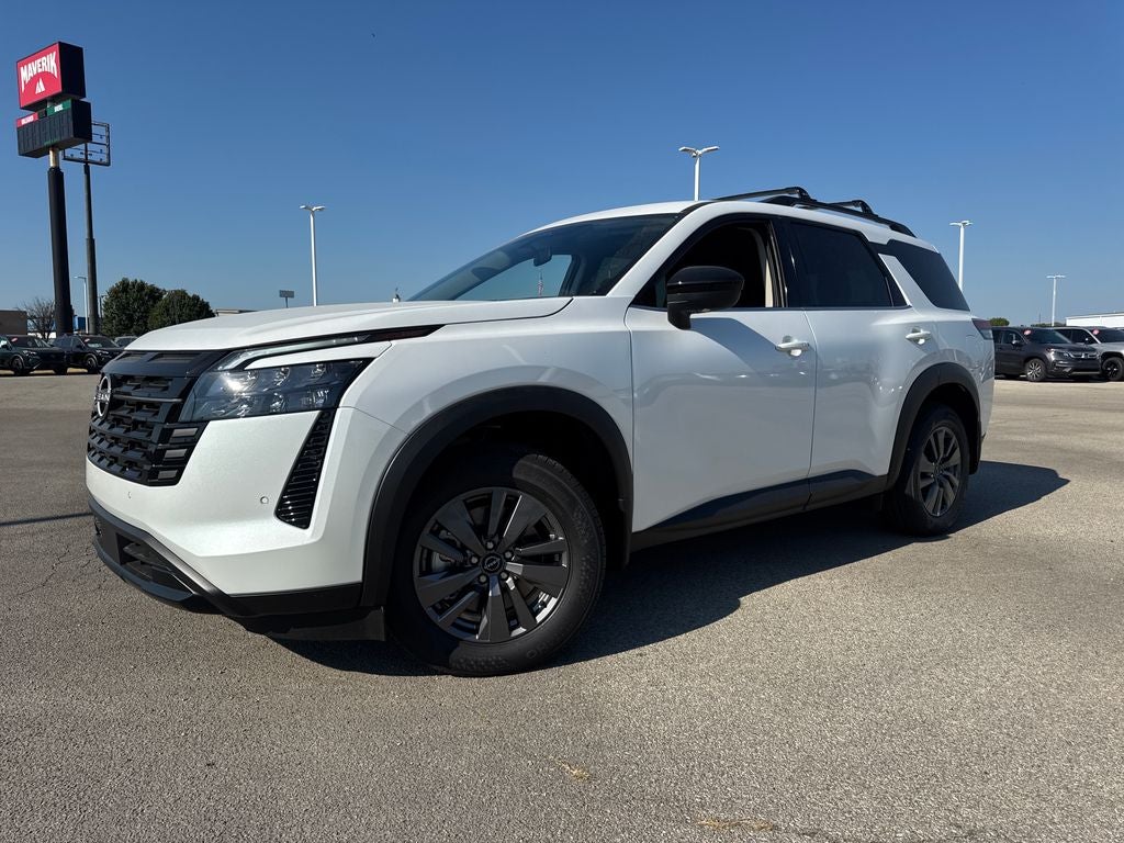 White Pearl 2026 Nissan Pathfinder SUV / Crossover Front-Wheel Drive 9-Speed Automatic