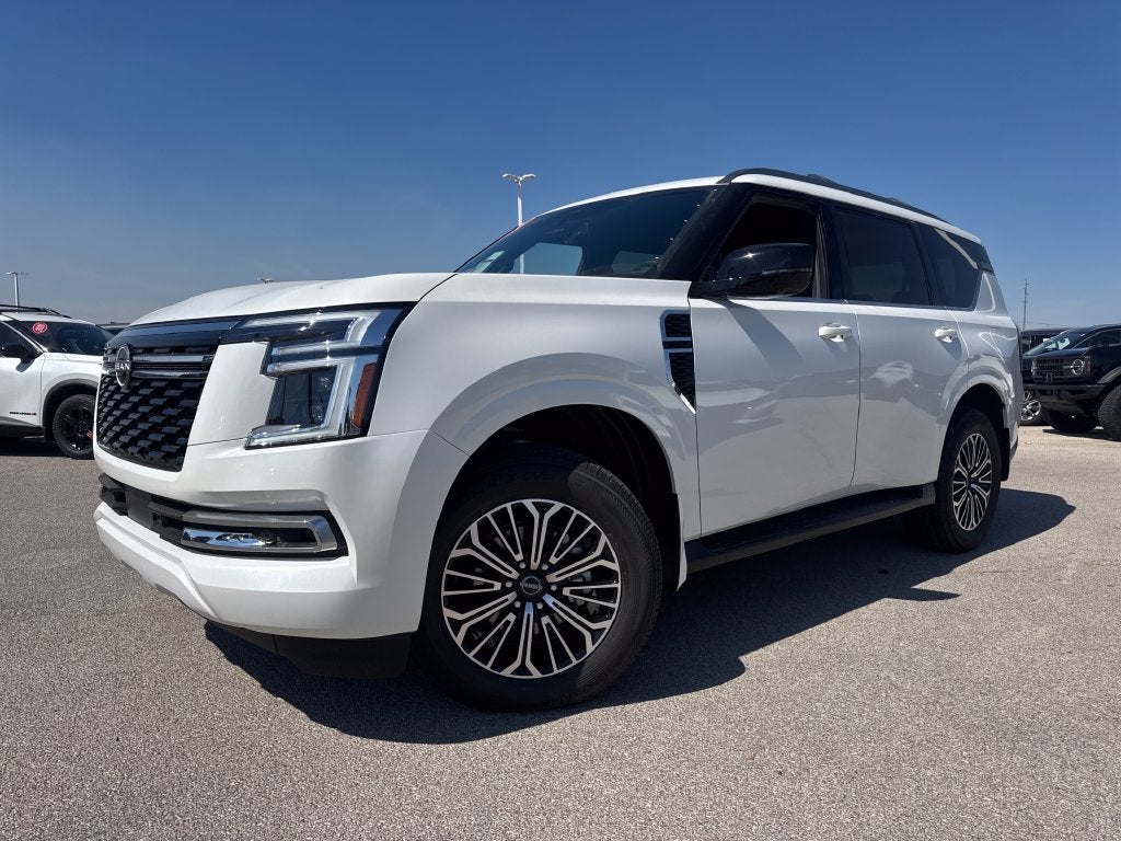 Aspen White Tricoat 2026 Nissan Armada SUV / Crossover Four-Wheel Drive 9-Speed Automatic
