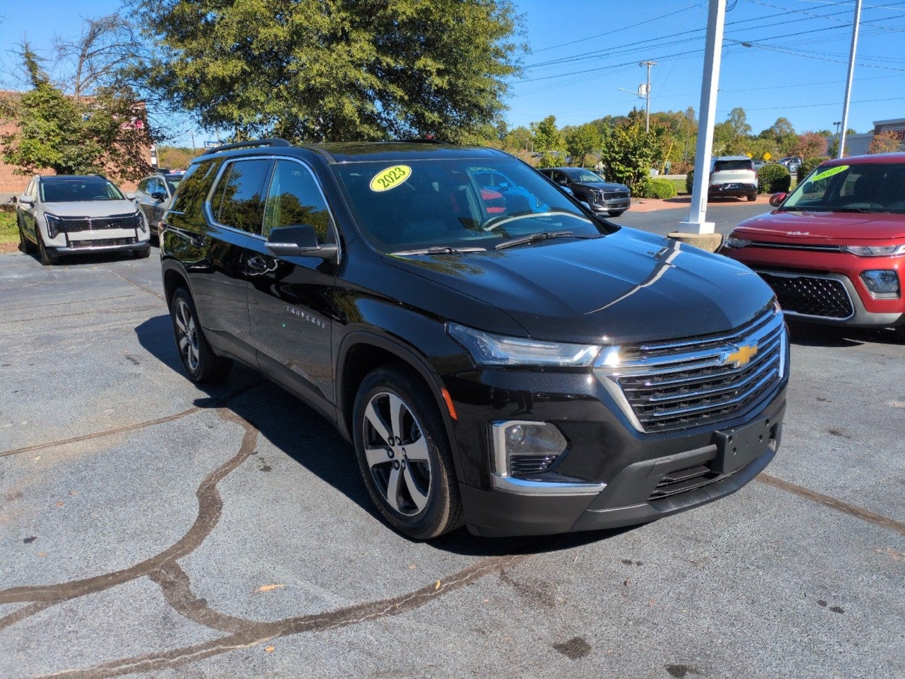 2023 Chevrolet Traverse LT Leather AWD