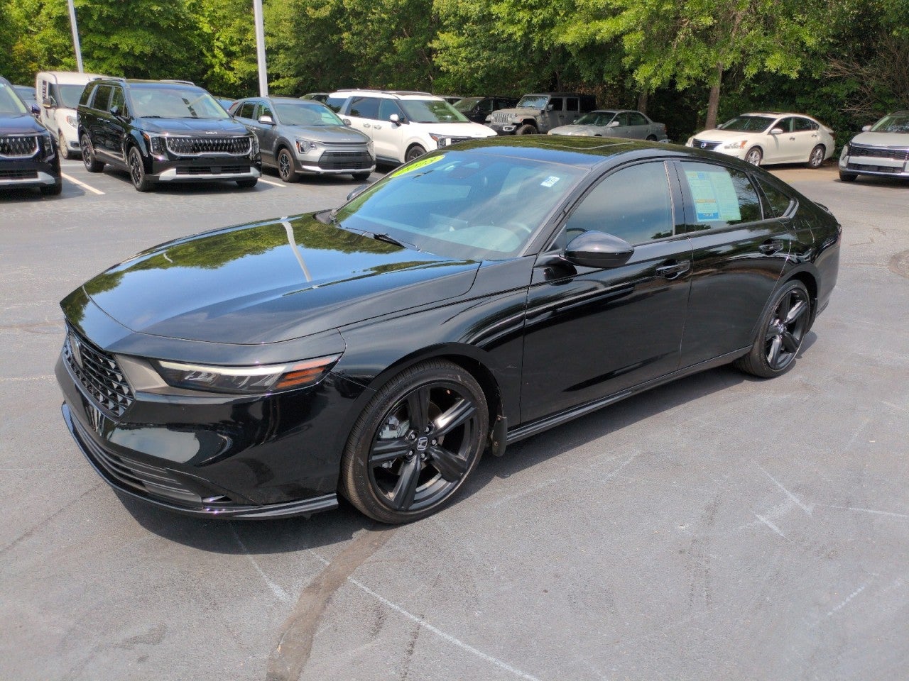 View vehicle photo 3
