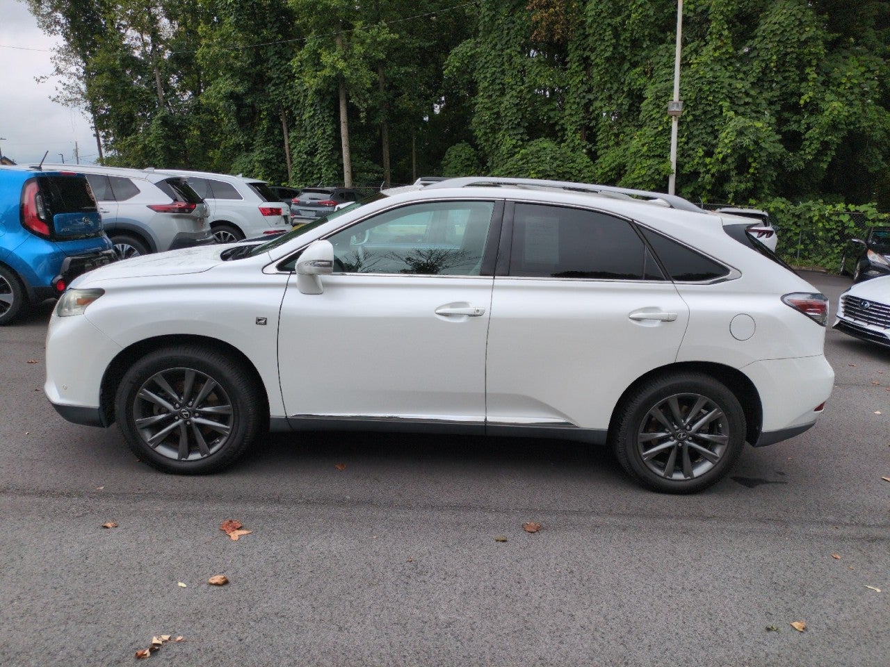 View vehicle photo 3