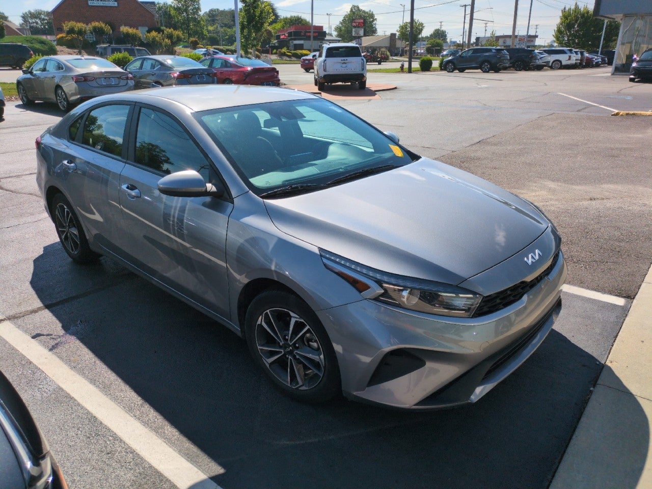  2023 Kia Forte LXS FWD   
