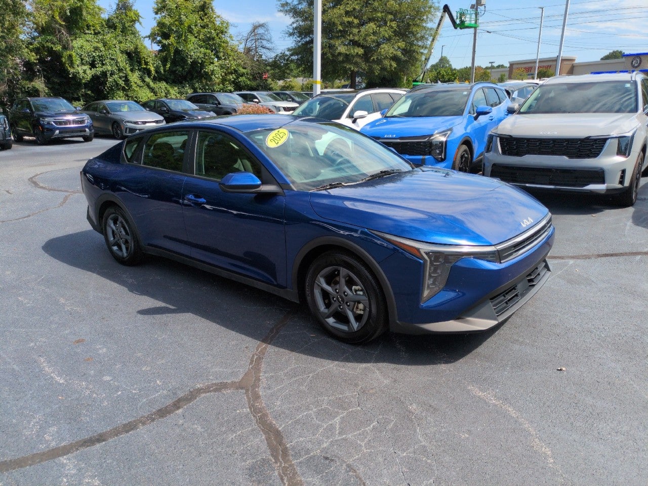  2025 Kia K4 LXS FWD   