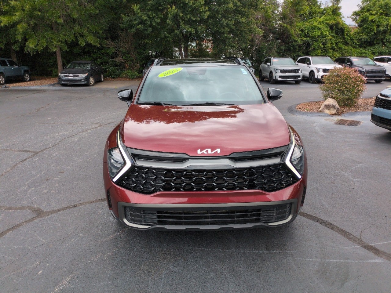 View vehicle photo 2