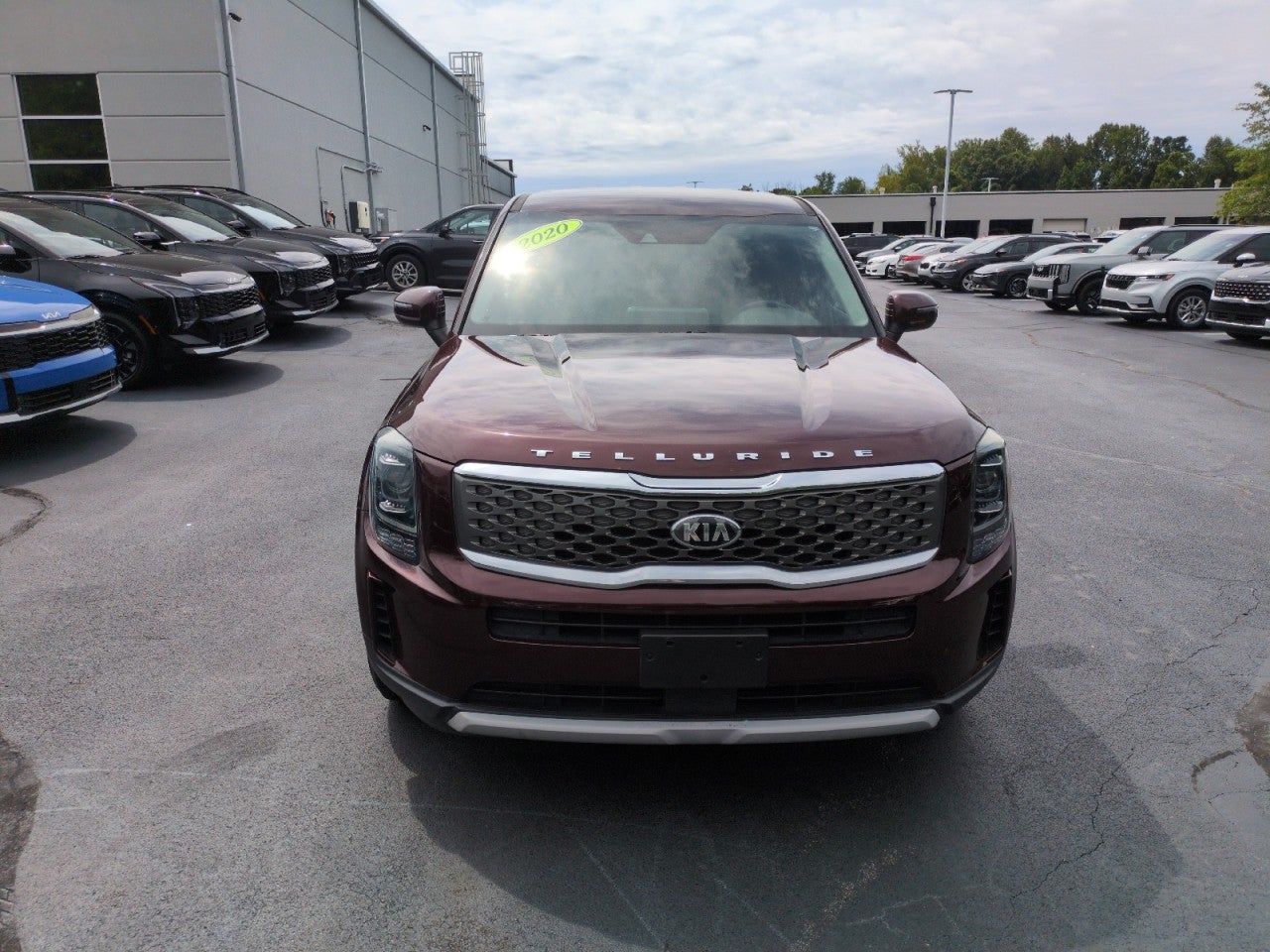 View vehicle photo 2