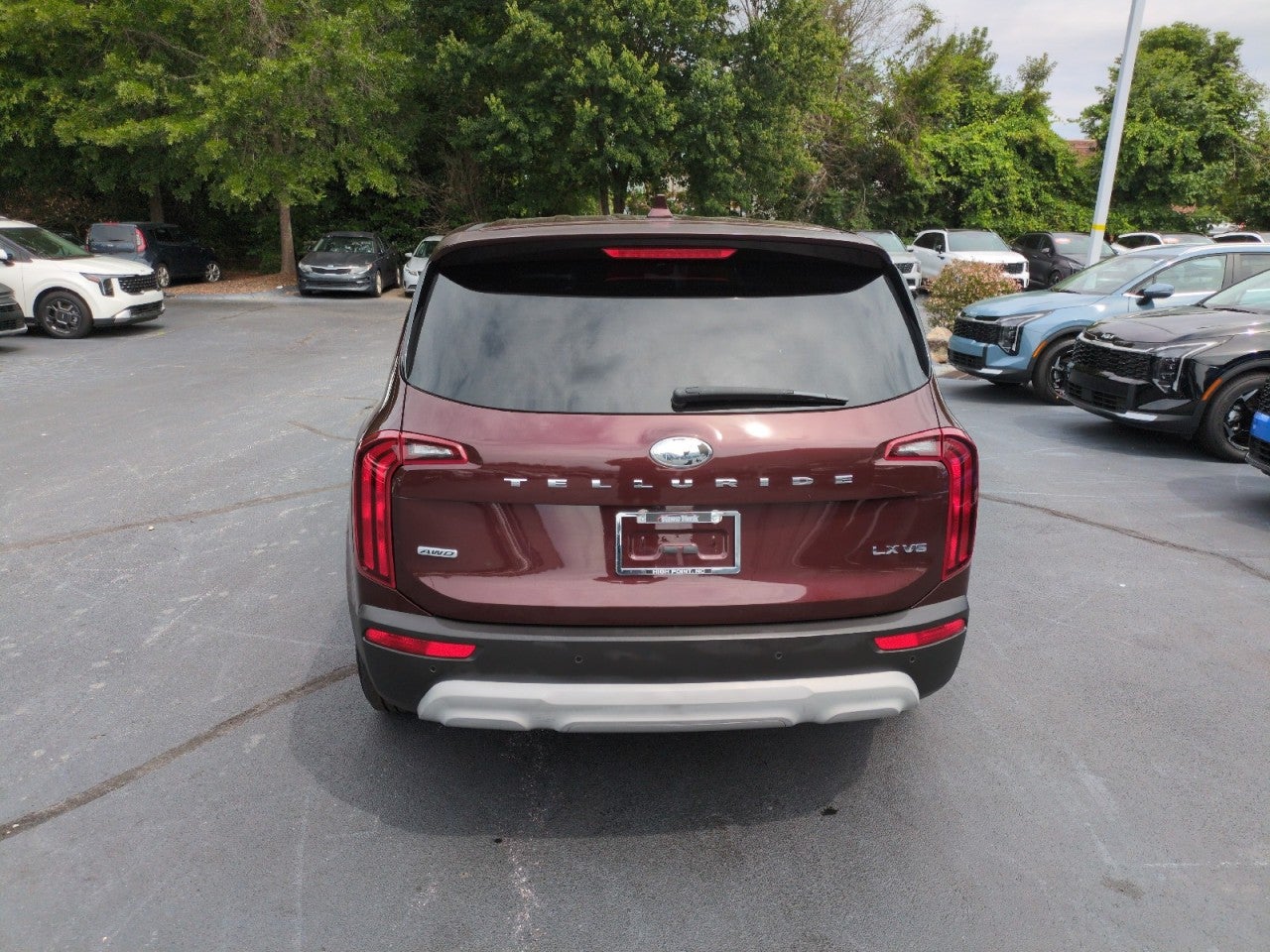 View vehicle photo 6