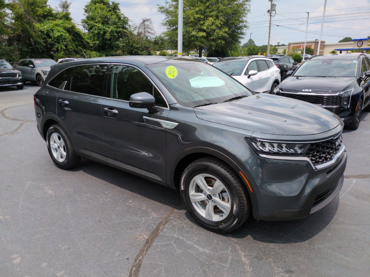 Gravity Gray 2023 Kia Sorento SUV / Crossover Front-Wheel Drive Automatic