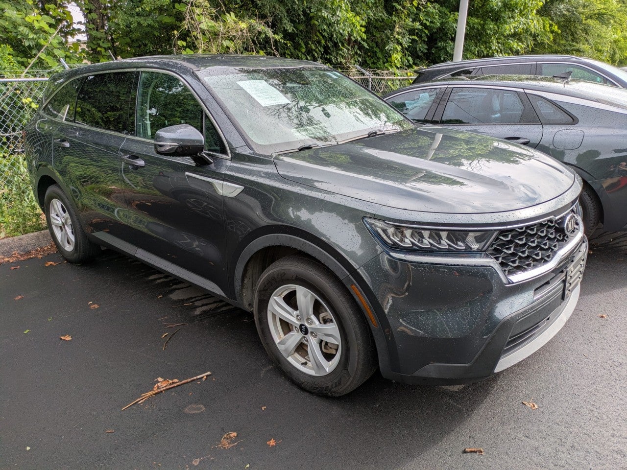 Gray (Gravity Grey) 2021 Kia Sorento SUV / Crossover Front-Wheel Drive Automatic