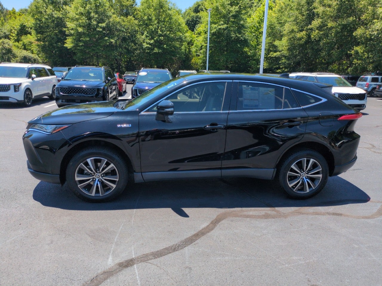 View vehicle photo 4