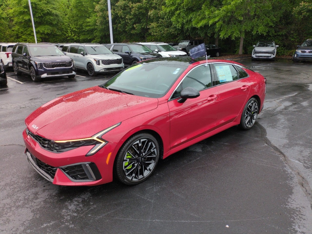 View vehicle photo 3