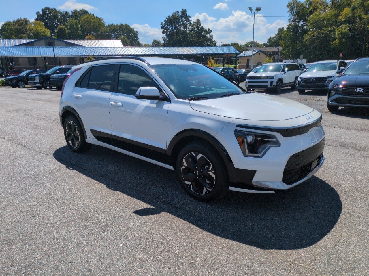 White 2026 Kia Niro EV SUV / Crossover Front-Wheel Drive Automatic