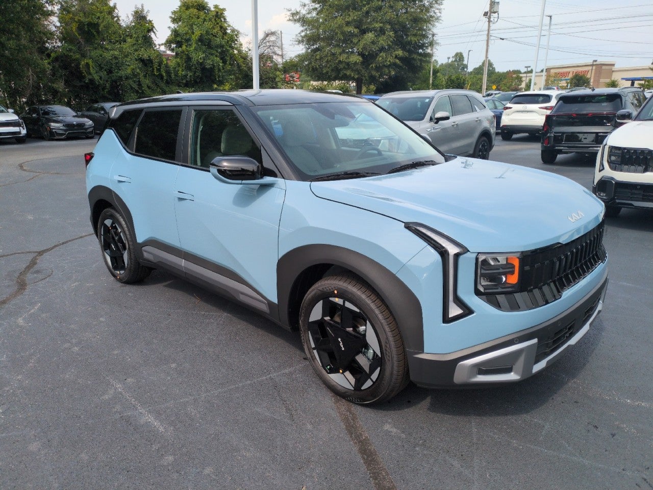 Blue 2027 Kia Seltos SUV / Crossover Front-Wheel Drive Automatic
