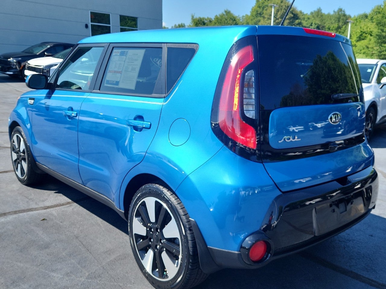 View vehicle photo 5