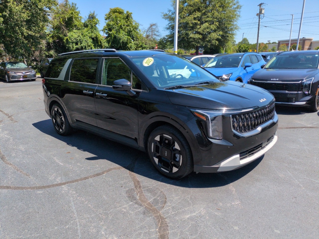 Aurora Black Pearl 2025 Kia Carnival Minivan Front-Wheel Drive Automatic