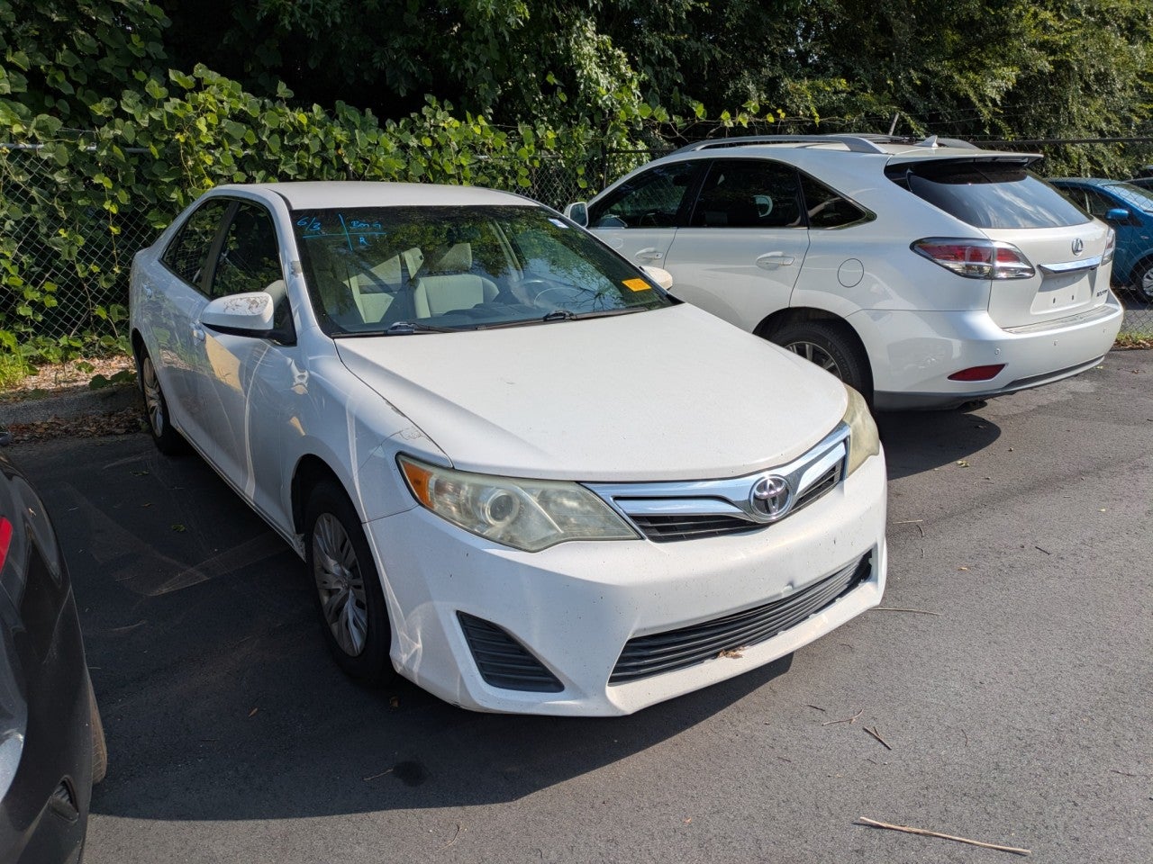  2014 Toyota Camry Sedan Front-Wheel Drive Automatic