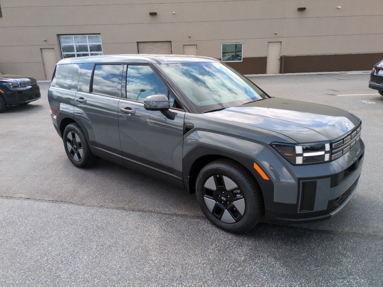 Hampton Gray 2026 Hyundai Santa Fe Hybrid SUV / Crossover All-Wheel Drive Automatic