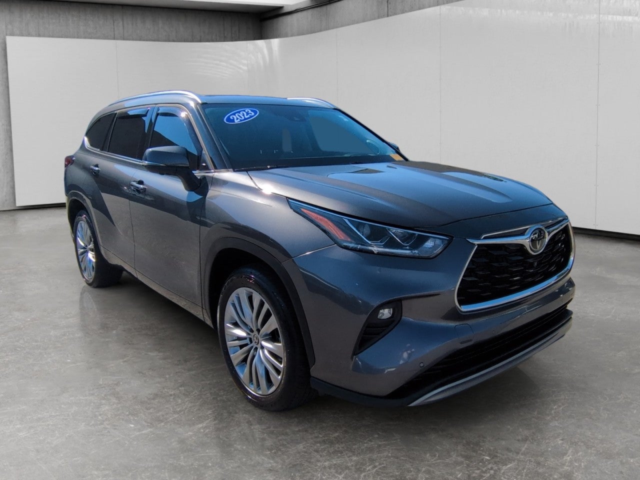 2023 Toyota Highlander Platinum FWD